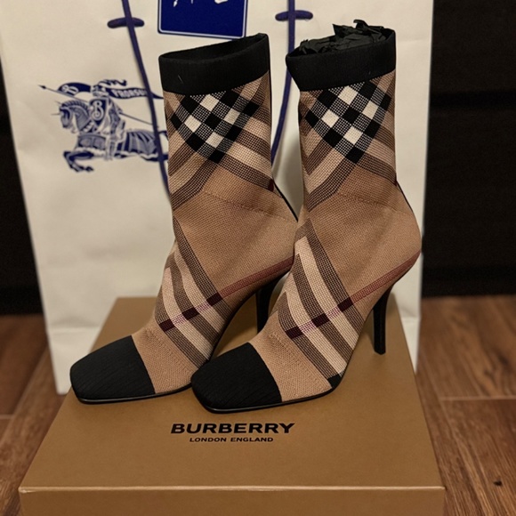 Burberry vintage check sock boots - Picture 6 of 7